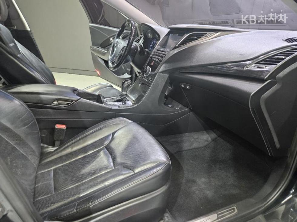 Hyundai Grandeur — miniaturë 9