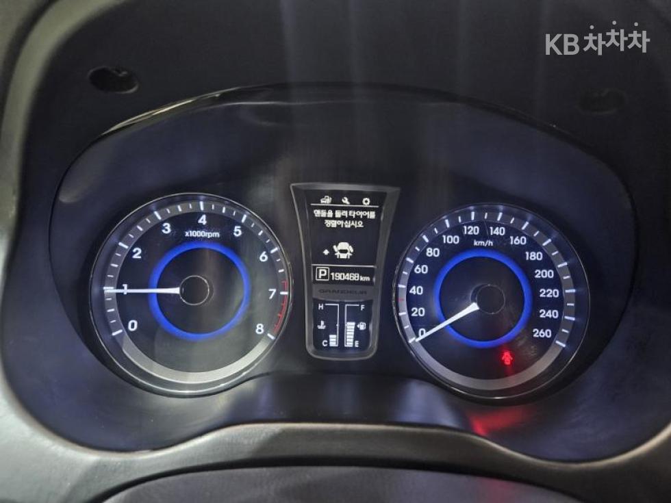 Hyundai Grandeur — miniaturë 18