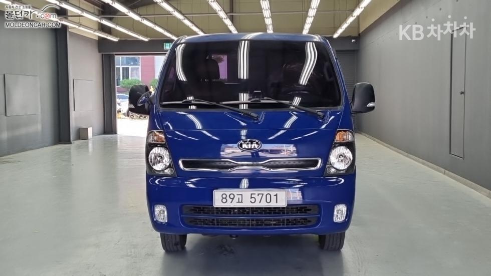 2018 - kia bongo iii