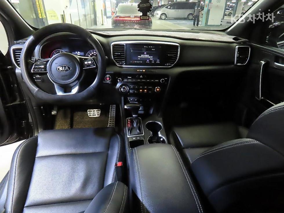 2019 - kia sportage