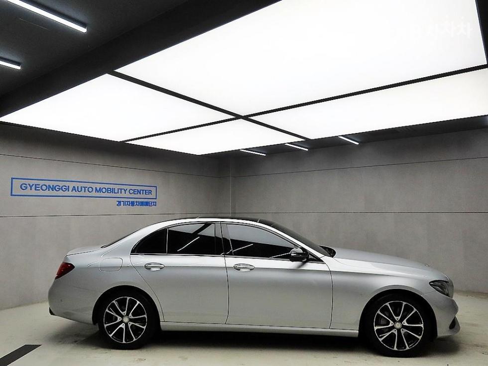 2016 Mercedes-Benz E (W213) photo