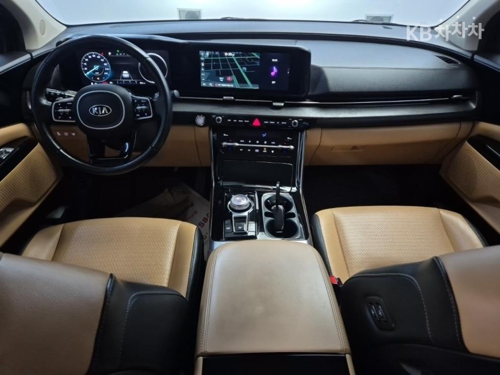 2021 - kia carnival