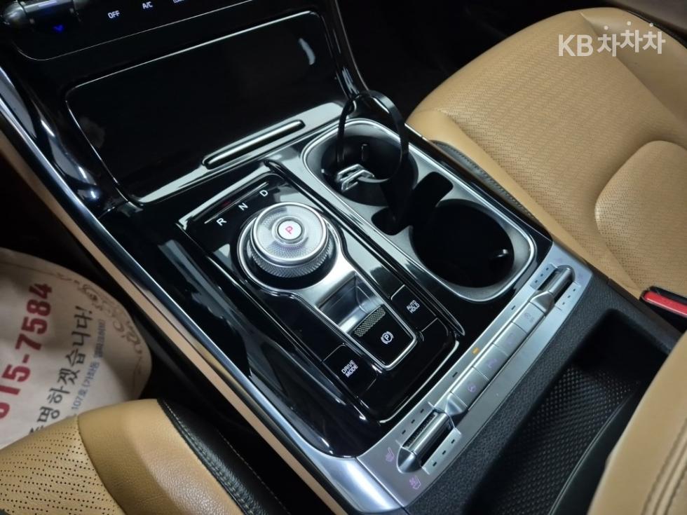 2021 - kia carnival