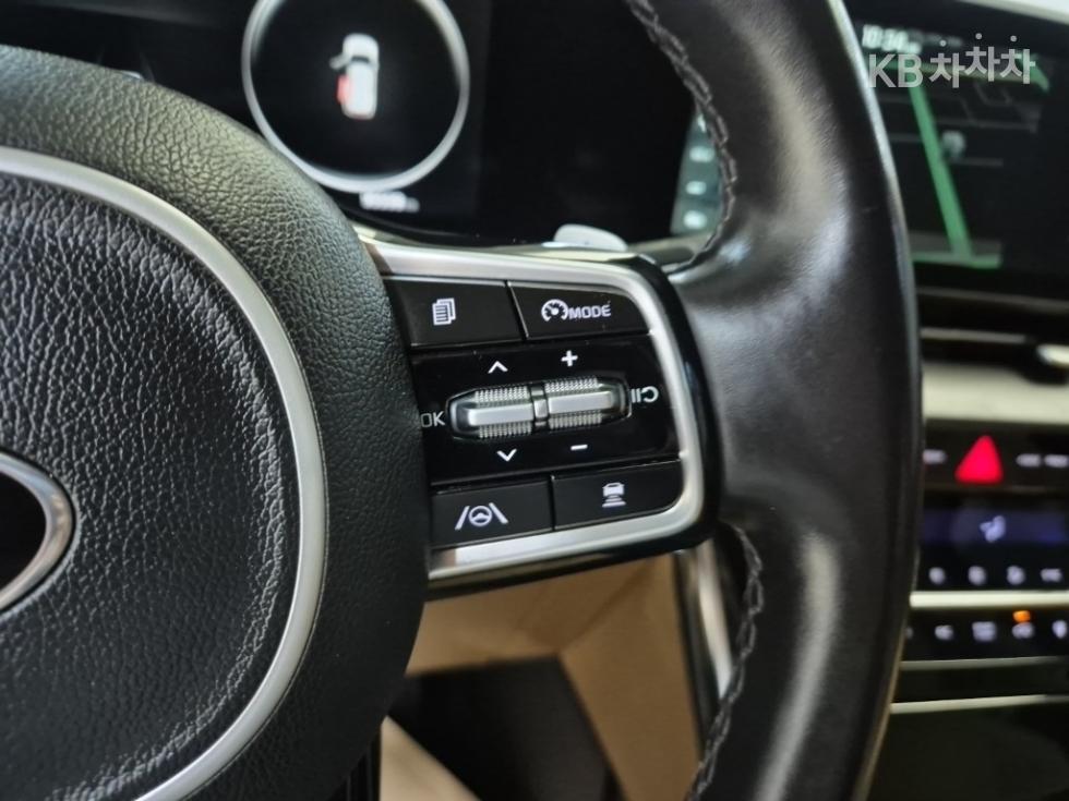 2021 - kia carnival