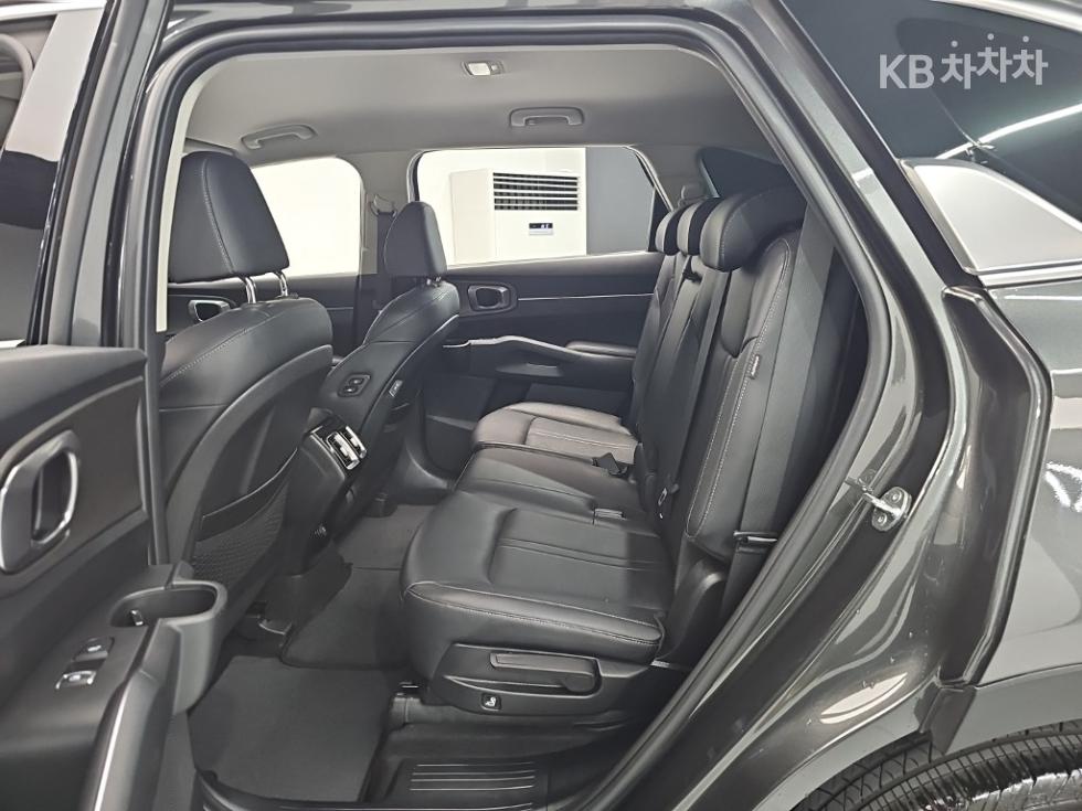 2024 - kia sorento