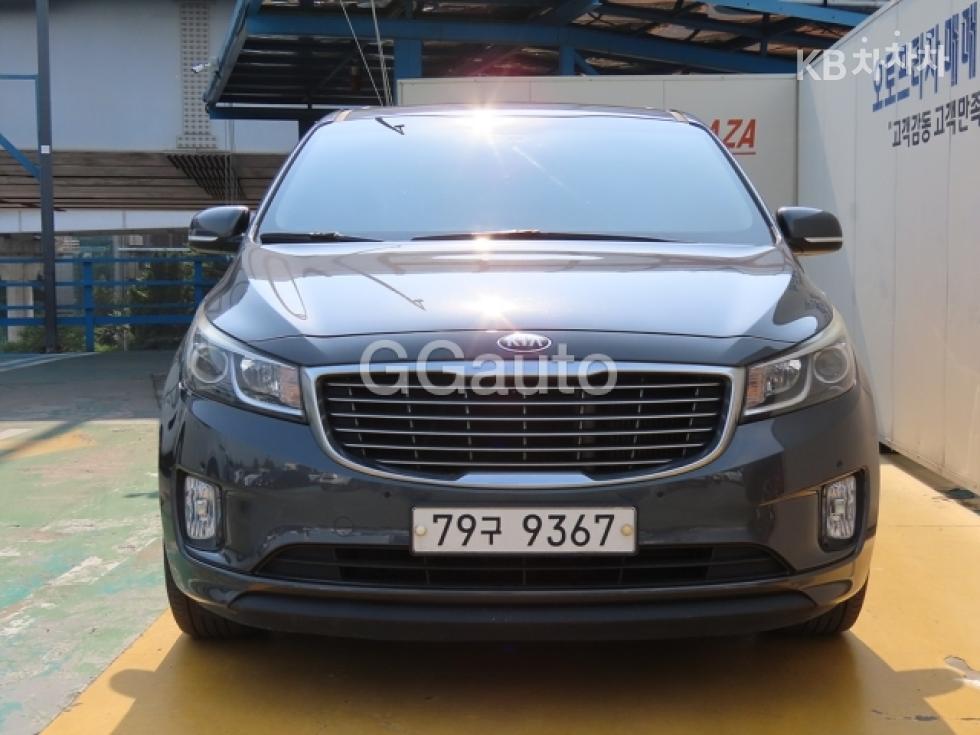 2017 - kia carnival