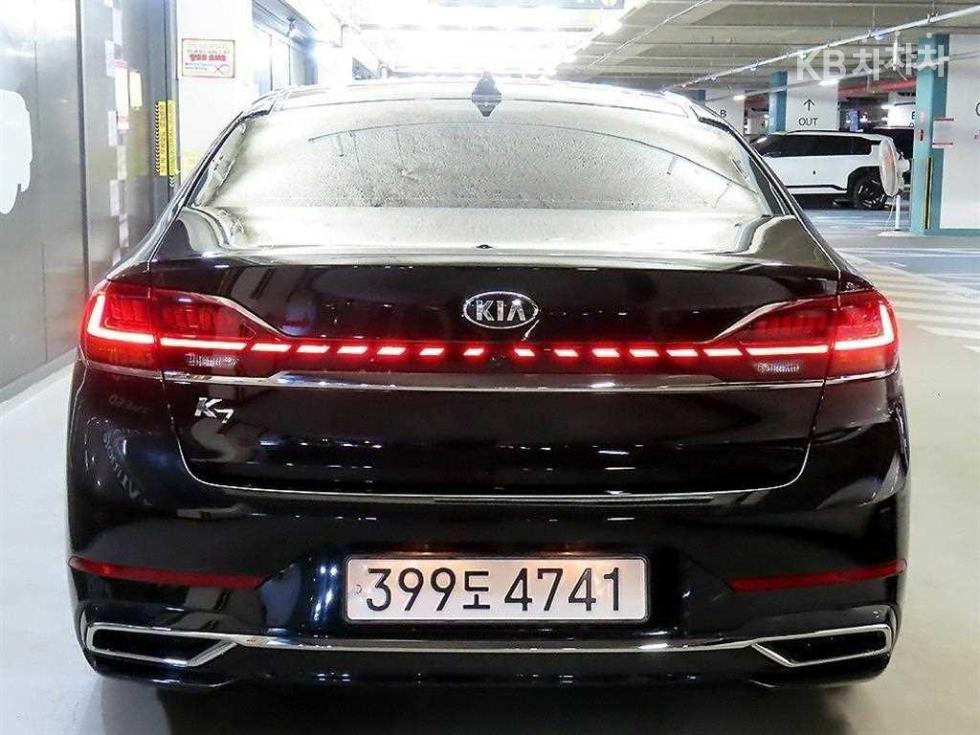 2020 - kia k7