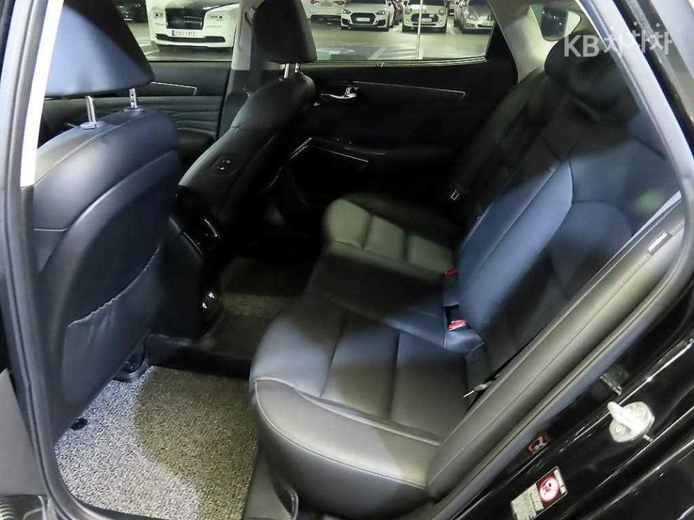 2020 - kia k7
