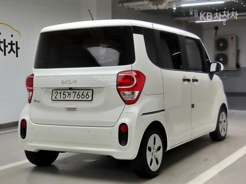 2022 - kia ray
