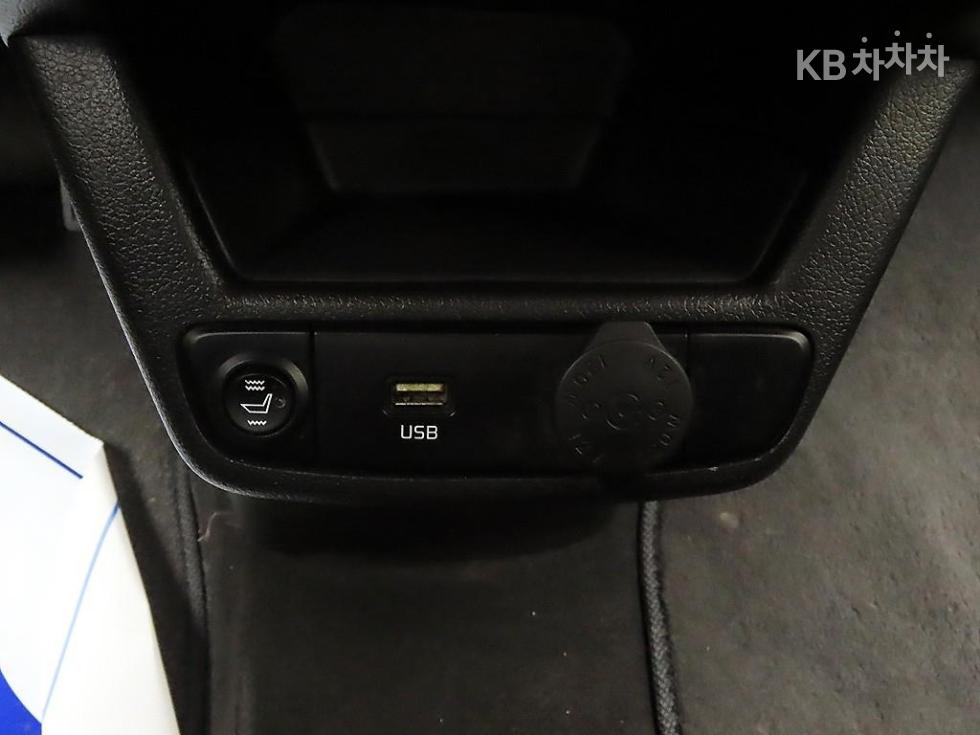 2022 - kia ray
