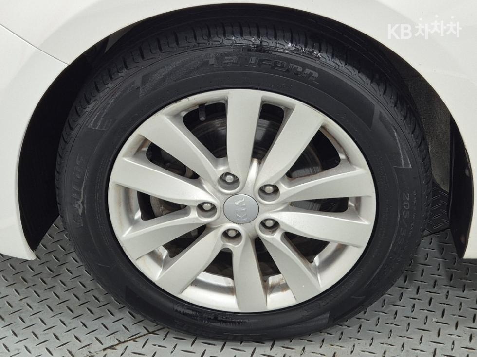2014 - kia k3