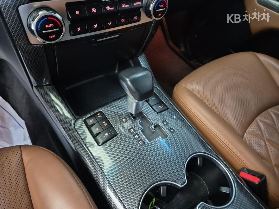 2018 - kia mohave