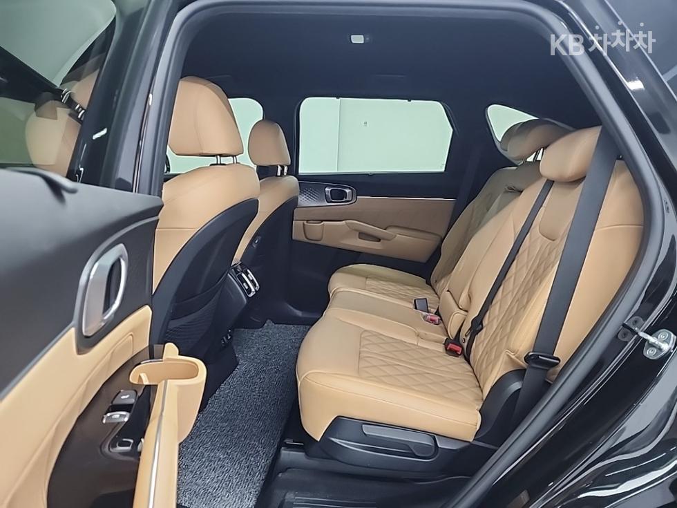 2022 - kia sorento