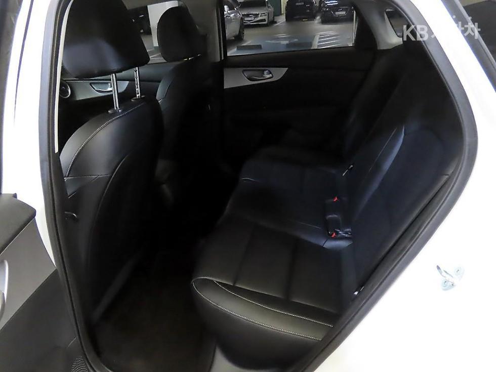2022 - kia k3