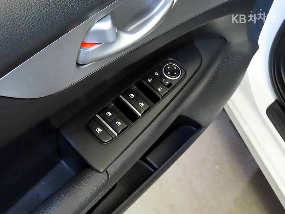 2022 - kia k3