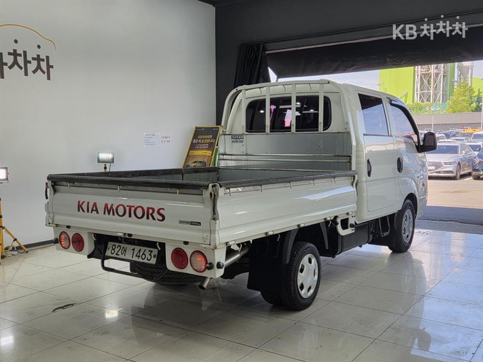 2013 - kia bongo iii