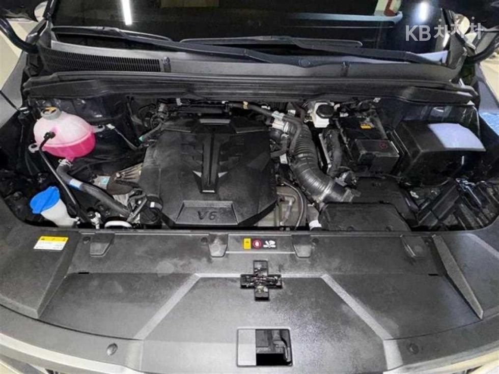 2023 - kia carnival