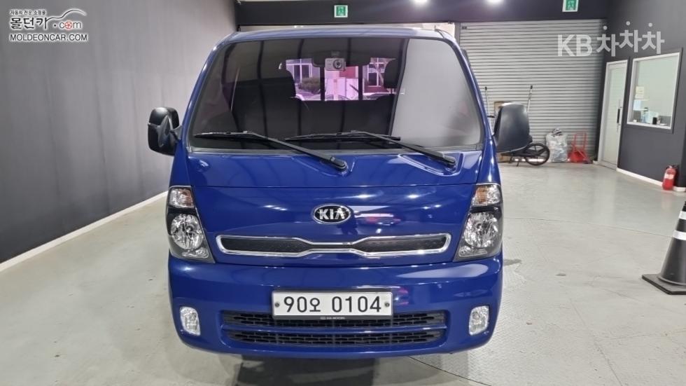 2018 - kia bongo iii