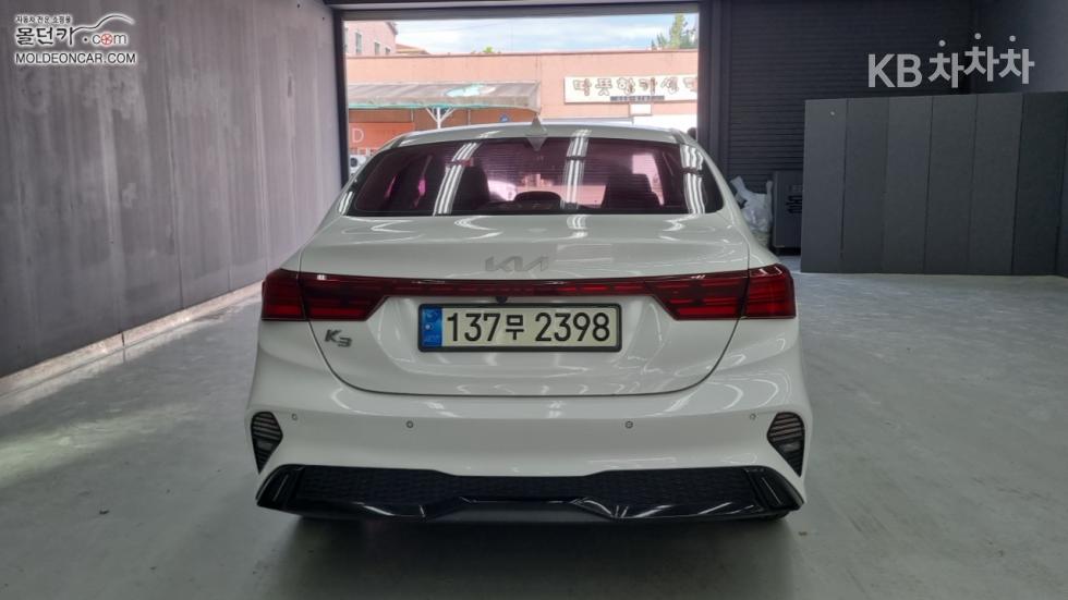 2022 - kia k3