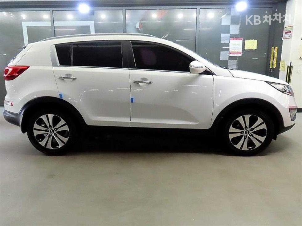 2011 - kia sportage