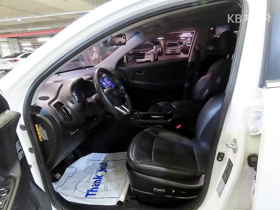 2011 - kia sportage