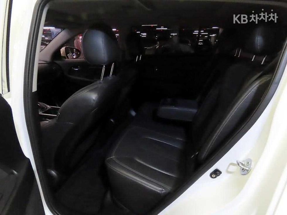 2011 - kia sportage