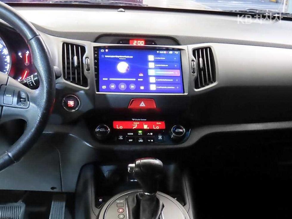 2011 - kia sportage