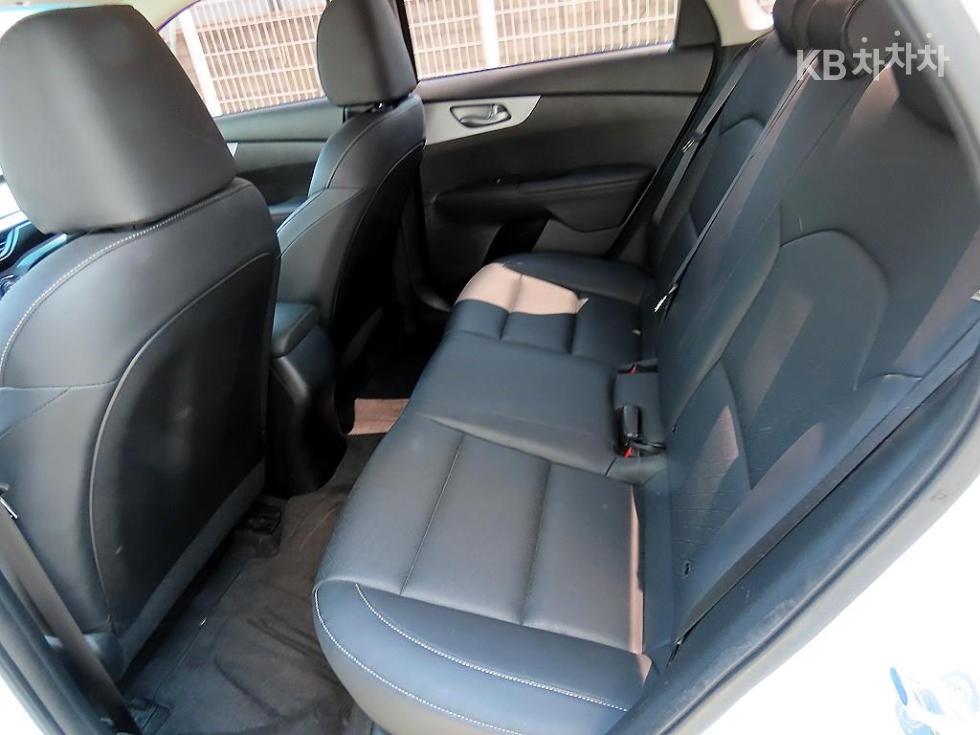 2022 - kia k3