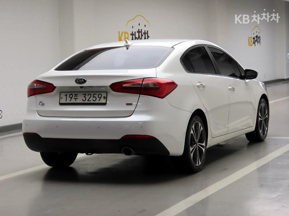 2013 - kia k3