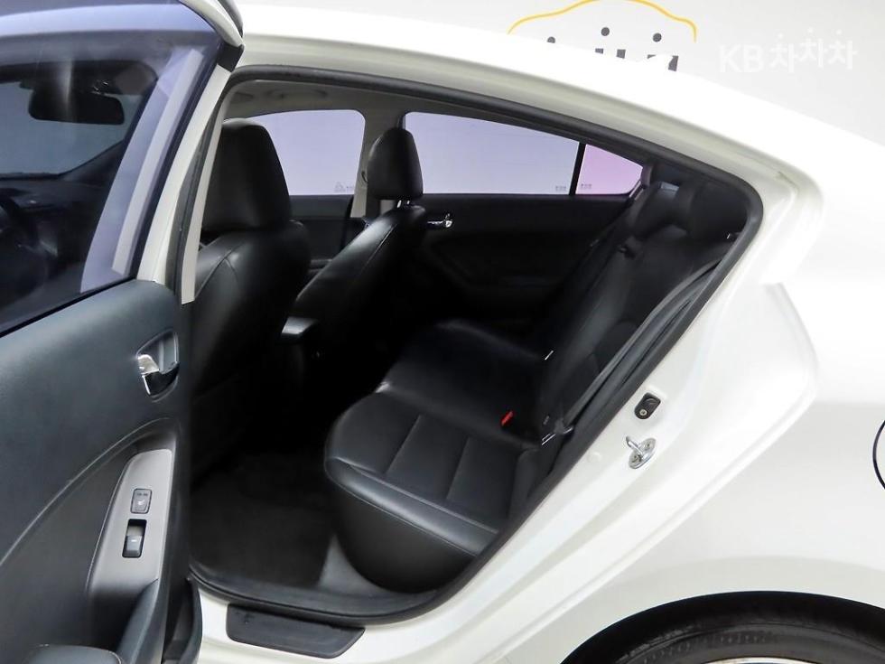 2013 - kia k3