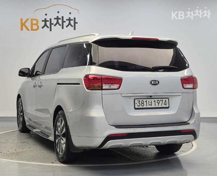 2015 - kia carnival