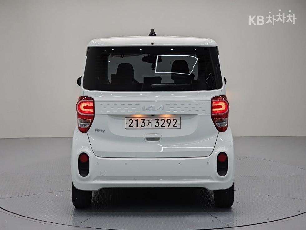2022 - kia ray