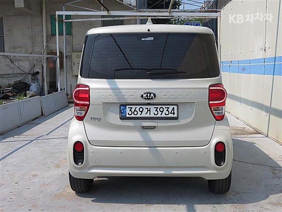 2021 - kia ray