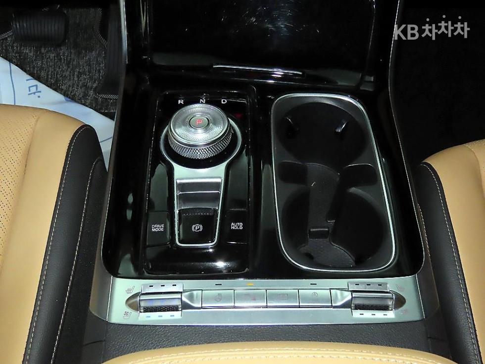 2021 - kia carnival