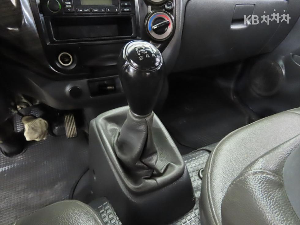 2010 - kia bongo iii