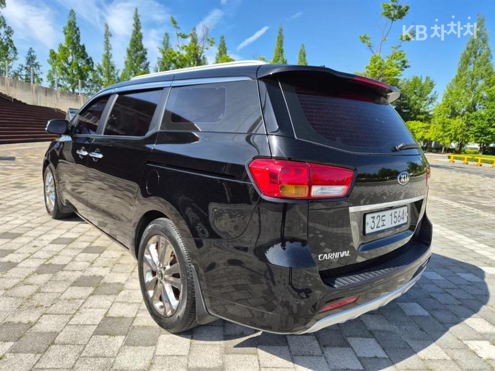 2015 - kia carnival