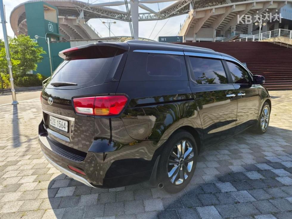 2015 - kia carnival