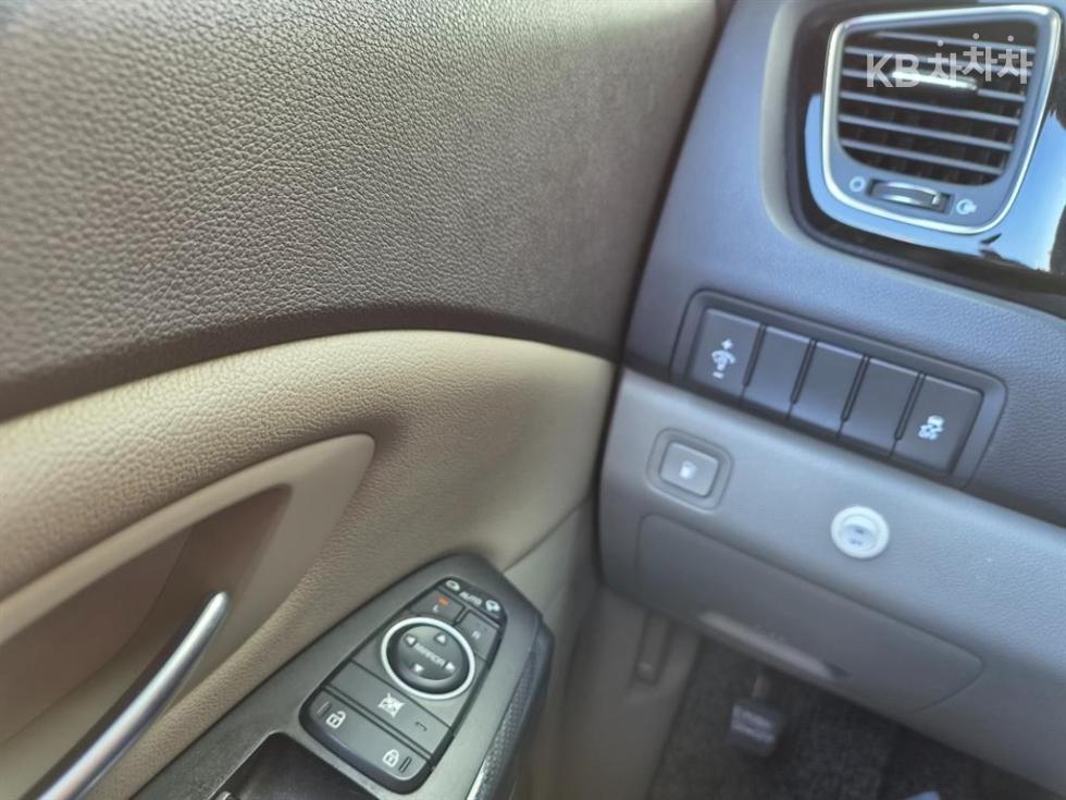 2015 - kia carnival