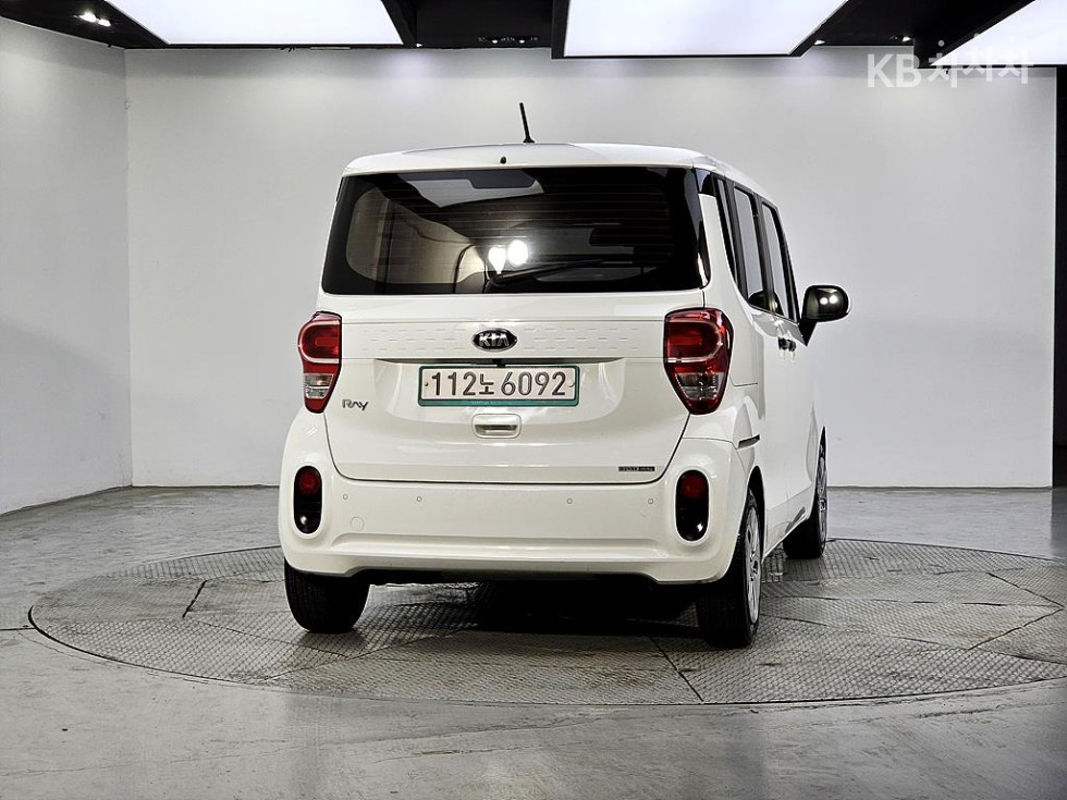 2020 - kia ray