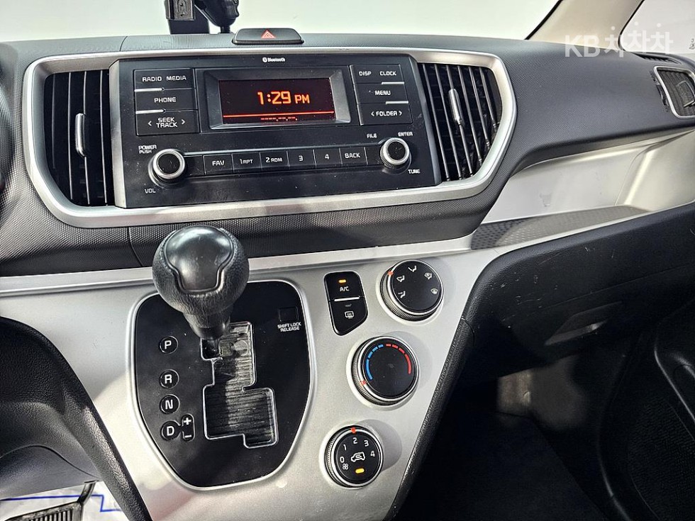 2020 - kia ray