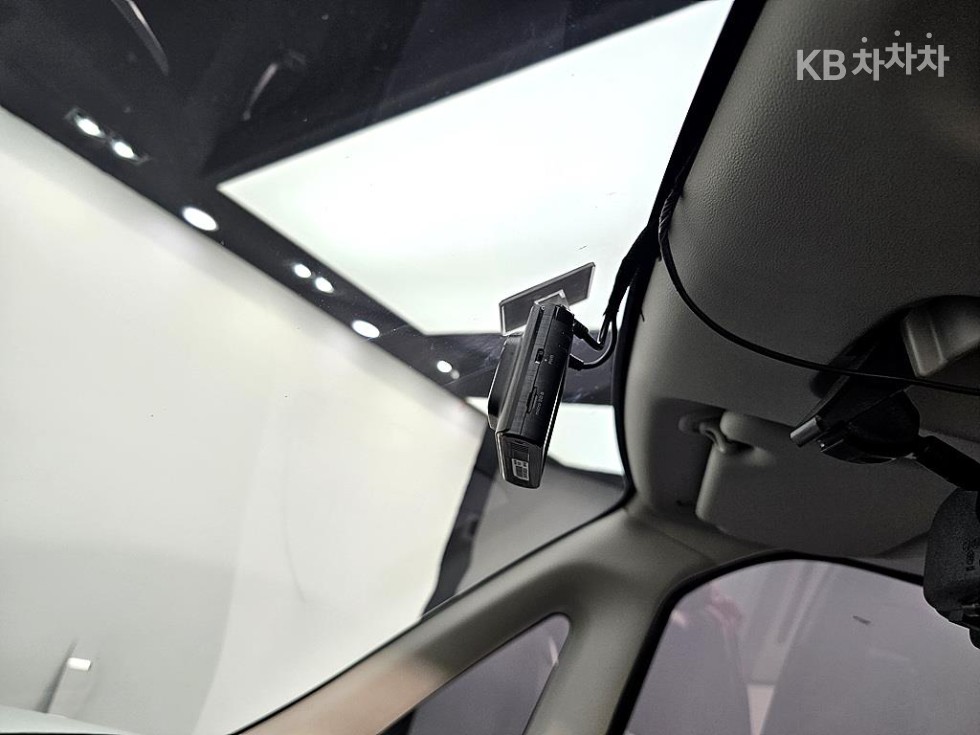 2020 - kia ray