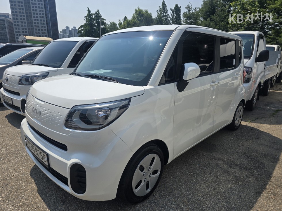 2022 - kia ray