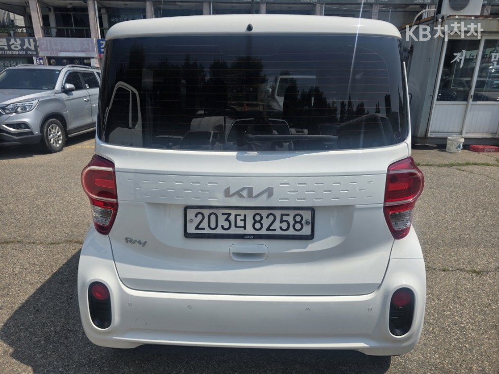 2022 - kia ray