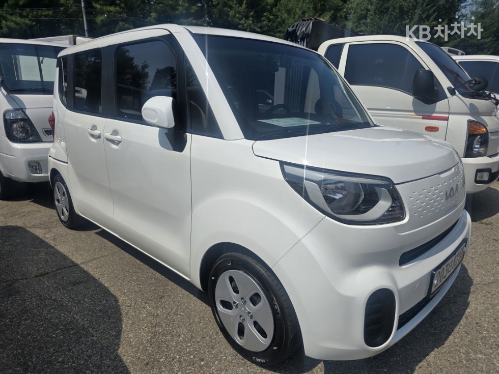 2022 - kia ray