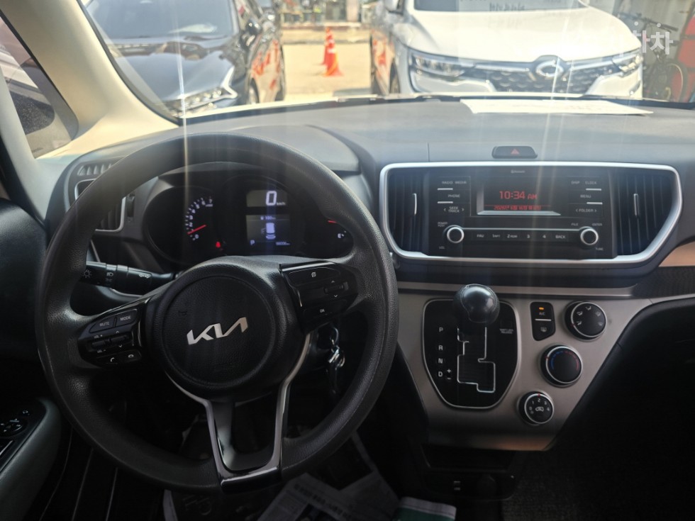 2022 - kia ray