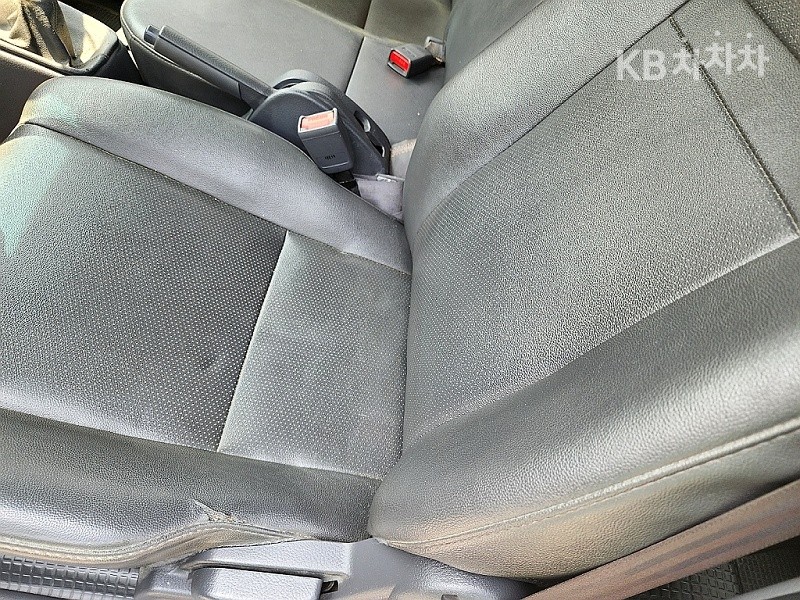 2012 - kia bongo iii