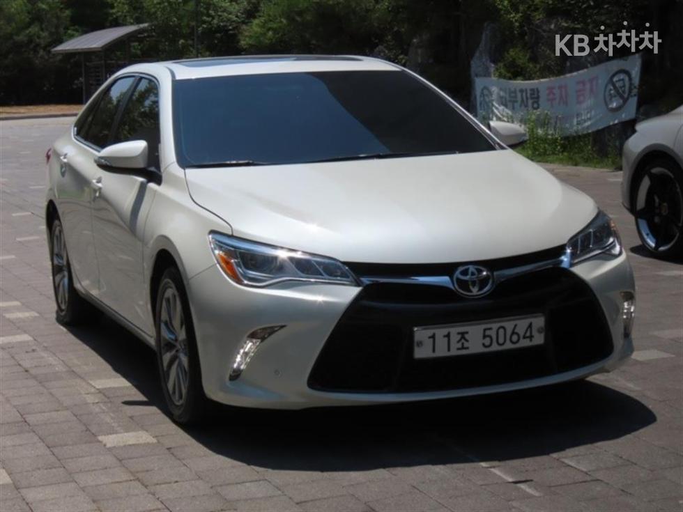 2015 - toyota camry