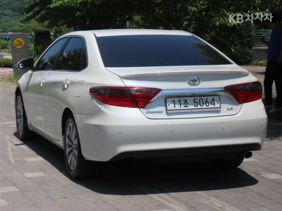 2015 - toyota camry