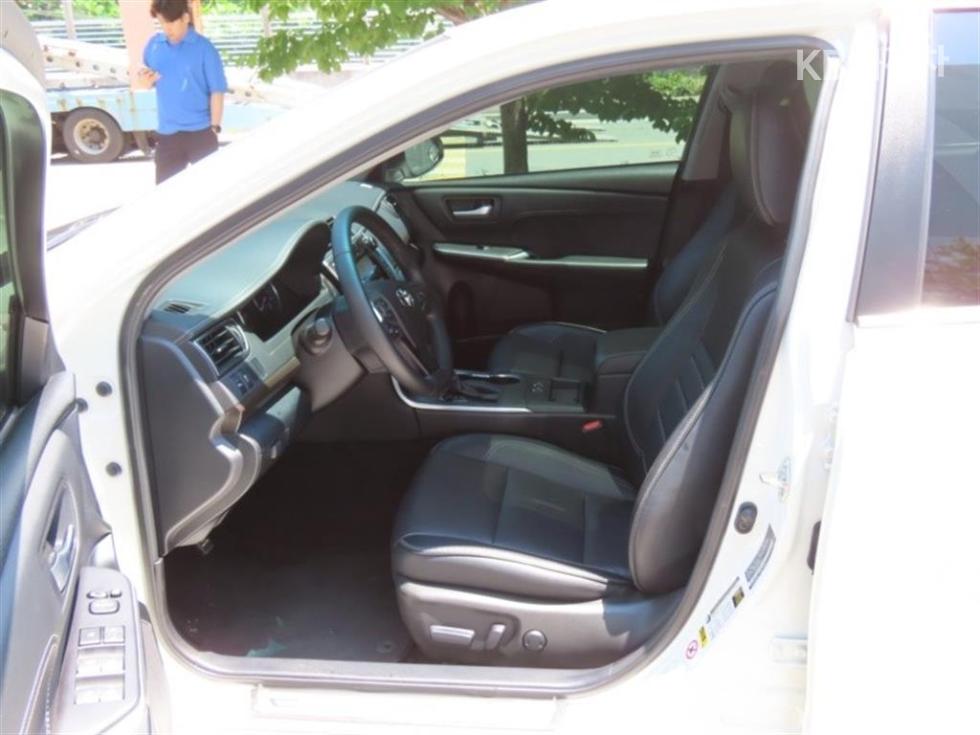 2015 - toyota camry