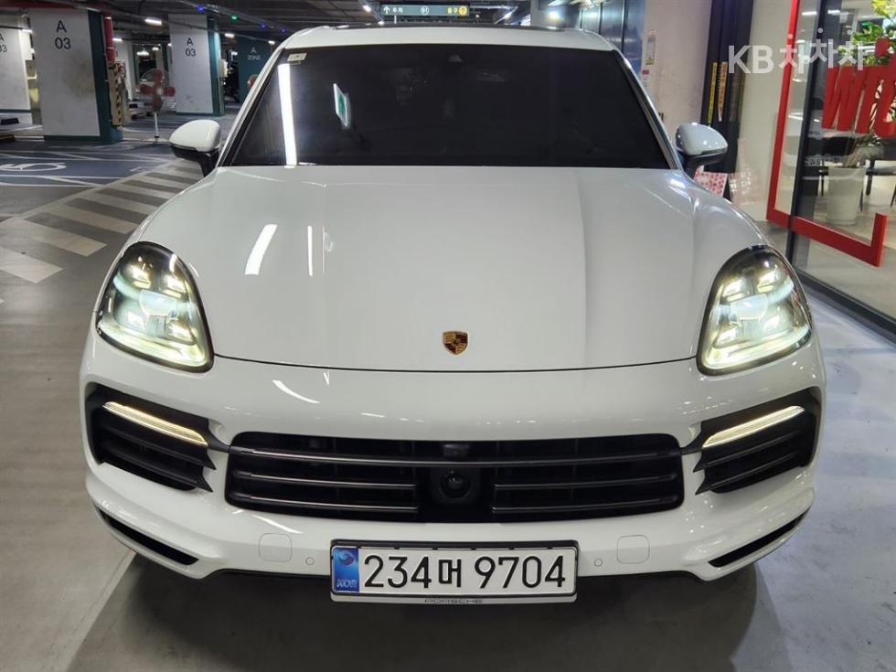 2022 Porsche (9Y0) photo